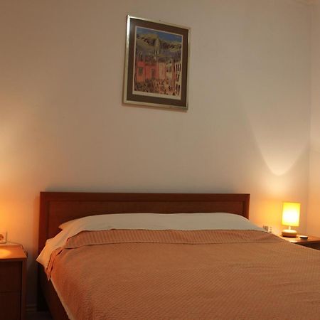 Apartmani "Mali Mago" Tribunj  Bilik gambar