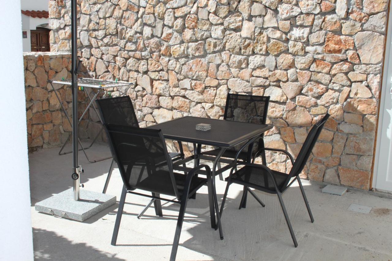 Apartmani "Mali Mago" Tribunj  Luaran gambar