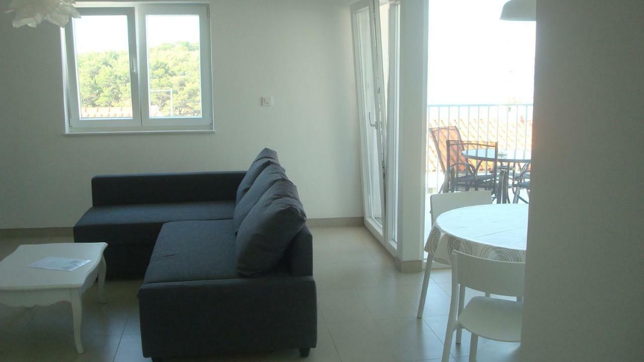 Apartmani "Mali Mago" Tribunj  Luaran gambar