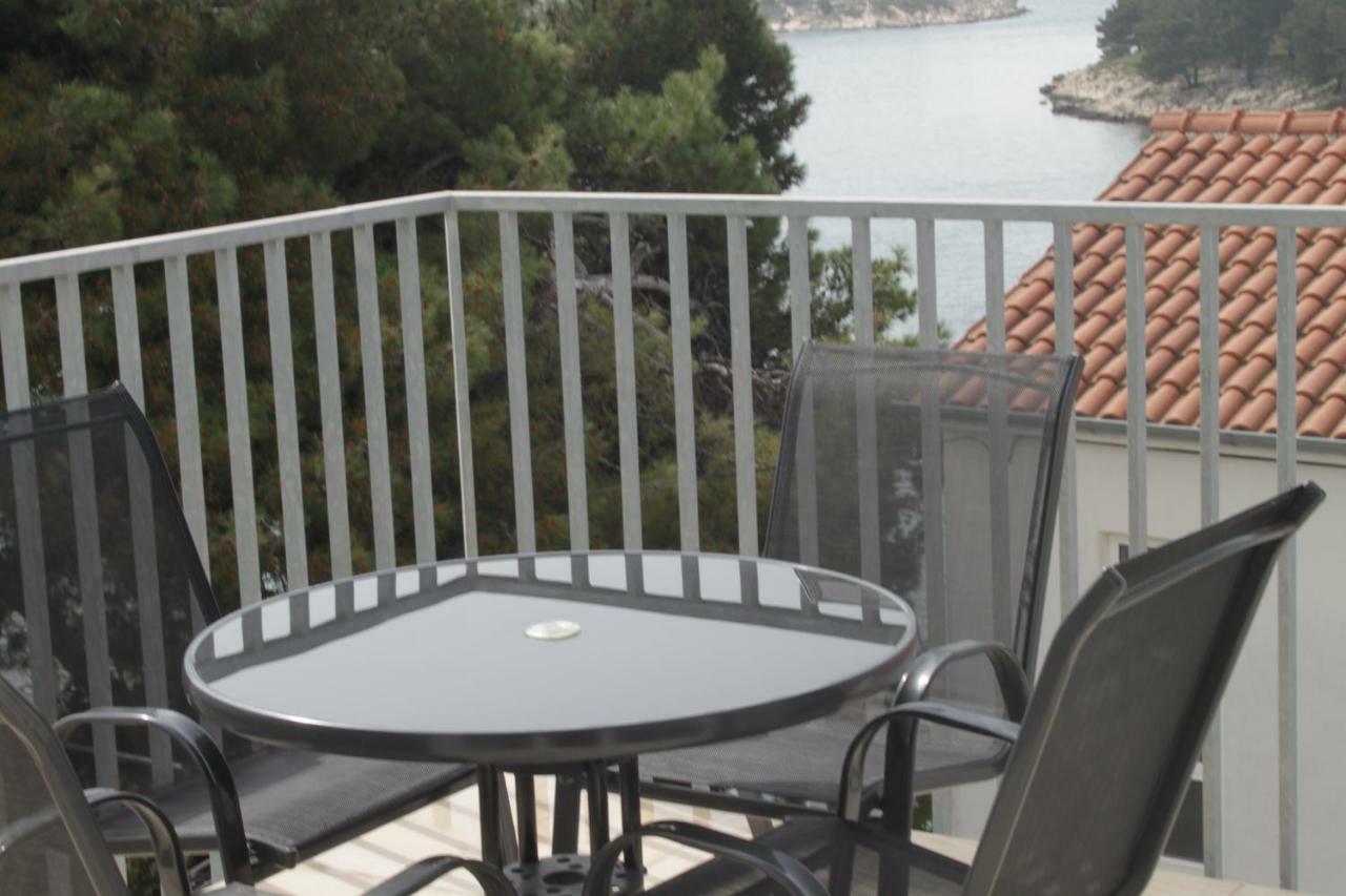 Apartmani "Mali Mago" Tribunj  Luaran gambar