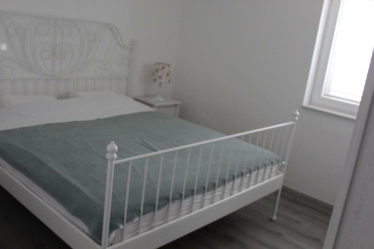 Apartmani "Mali Mago" Tribunj  Luaran gambar