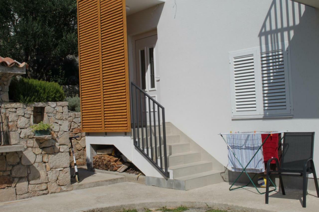 Apartmani "Mali Mago" Tribunj  Luaran gambar
