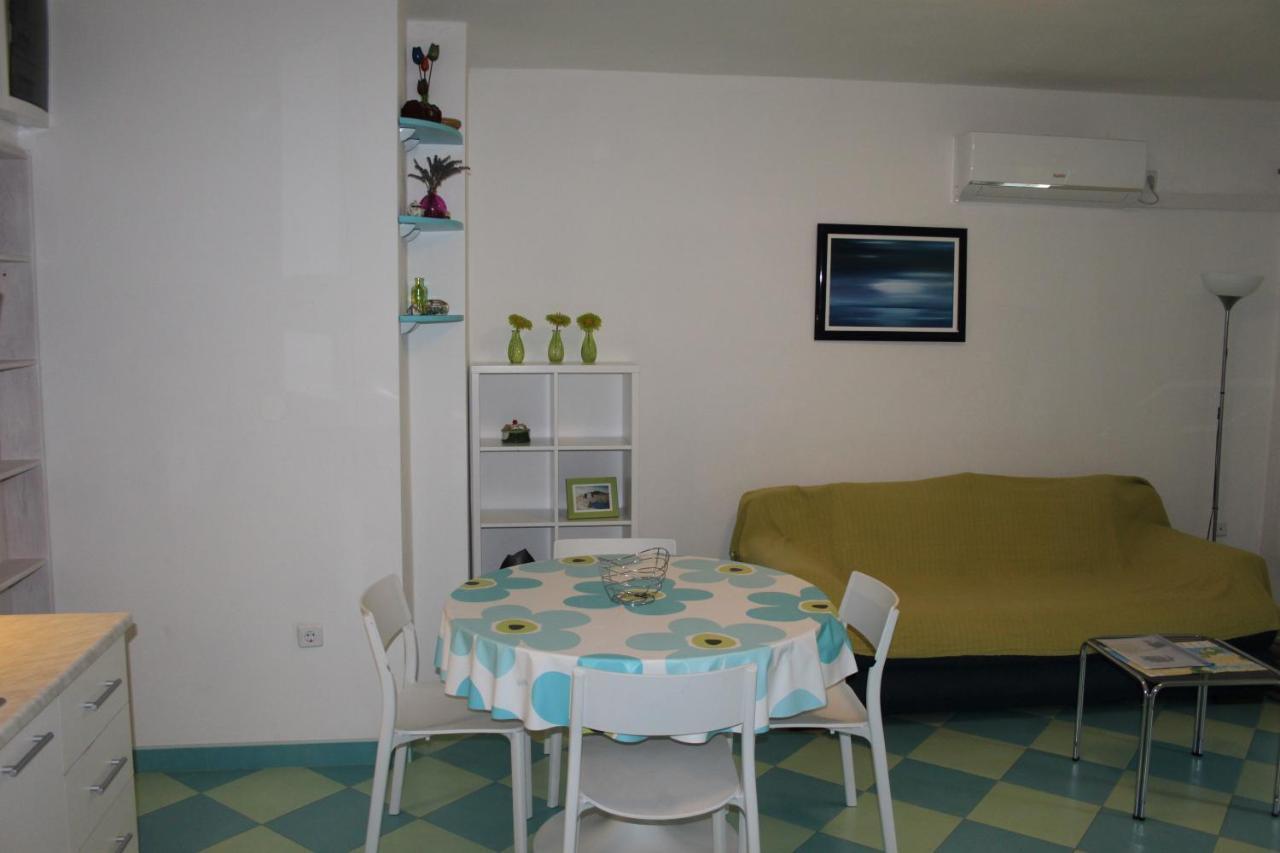Apartmani "Mali Mago" Tribunj  Luaran gambar