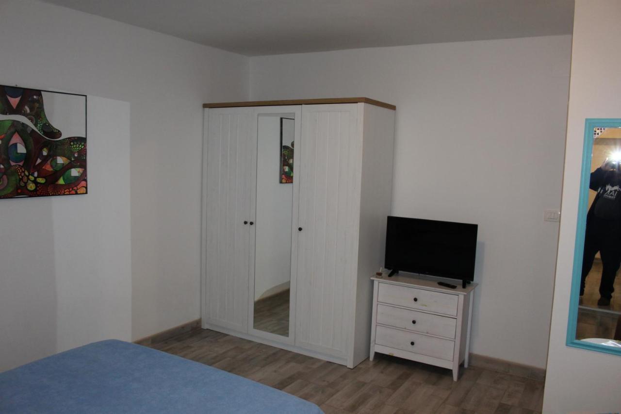 Apartmani "Mali Mago" Tribunj  Luaran gambar